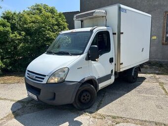 Iveco Daily 35S12 2.3 chladiak