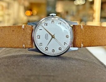 Československé mechanické vintage retro hodinky PRIM Šupináč