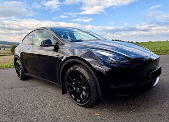 Tesla model Y, LR,AWD, 11/2022.