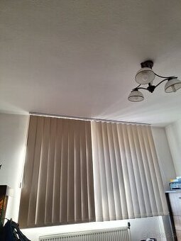 Vertikálne žalúzie