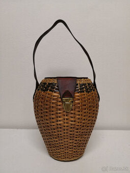 Starý košík na veci