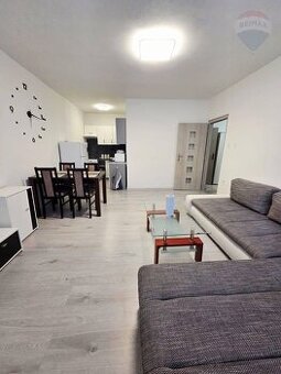 Prenájom dvojgarzónky - Levice, časť Vinohrady.