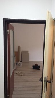 Prenajmem 1 izbový byt v Handlovej