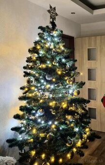 Darujem vianočný stromček