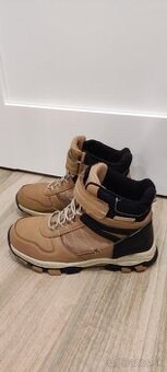 Zimné trekingové topánky č.35