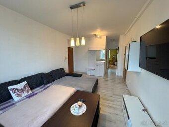 ZNIZENA CENA Trojizbový byt v centre mesta Veľký Krtíš - 1