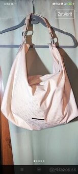 Nová kabelka Coccinelle