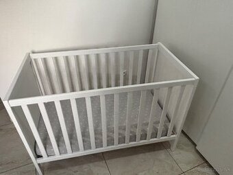 Detská postieľka IKEA SUNDVIK + matrac + ochrana