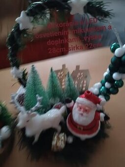 Dekoracia na stol,komodu s led svetielkami