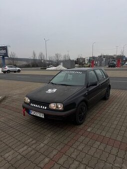 Volkswagen golf 3 74kW.