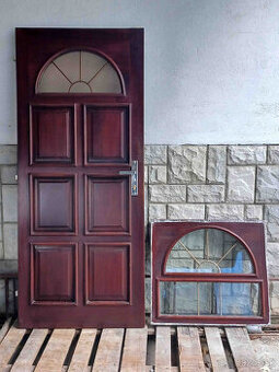 Dubové vchodové dvere + svetlík