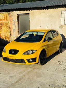 Rozpredam Seat Leon FR 2.0 TDi 125kw Facelift . 1P . Kod mot