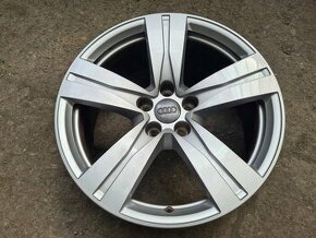 5x112 r18 ET25 x 8J elektróny originál AUDI