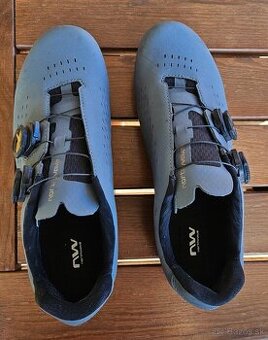 Cyklo tretry NORTHWAVE