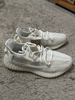 Yeezy Boost 350 V2