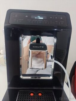 Predám plne funkčný plno automatický kávovar Krups EA89