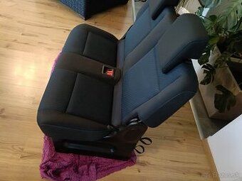 ZADNÉ SEDADLÁ - TRETÍ RAD VOLKSWAGEN CADDY
