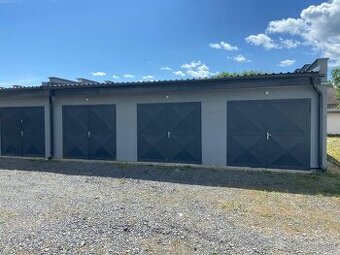 Predám dve nové garáže (50 m²) s elektrinou – Fiľakovo, 15 k