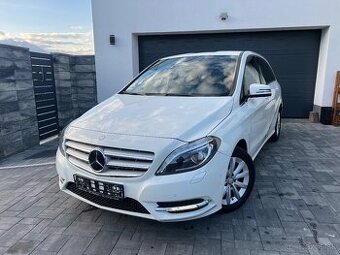 Mercedes B180 90kw Automat Benzin