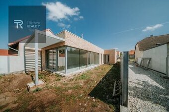 MODRANKA LUXUSNÁ NOVOSTAVBA RODINNÉHO DOMU V TICHEJ ČASTI