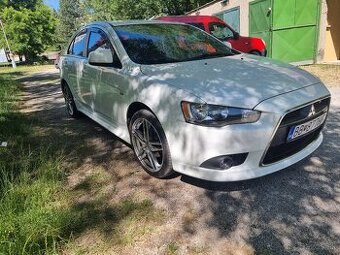 Mitsubishi Lancer Sportback 1.8 r.v.2014