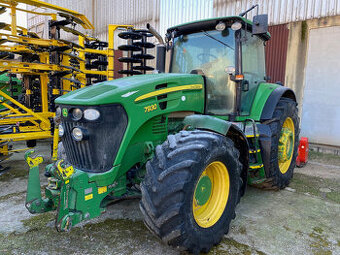 Kolový traktor John Deere 7930 AP, přední PTO