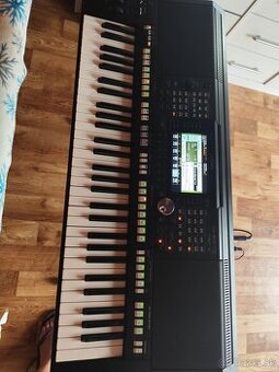 Predám Yamahu  PSR s975