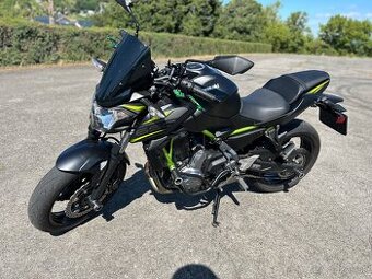 Kawasaki Z650 - 1