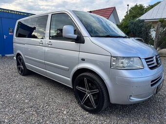 WOLKSVAGEN T5 MULTIVAN 2.5 TDI 128KW HIGHLINE