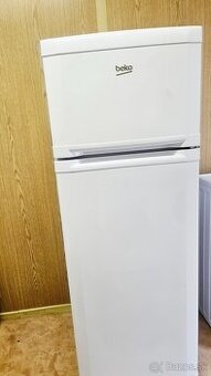 Malá Chladnička,s Mraznickou Beko  140cm