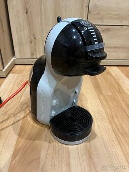 Predám kapsulový kávovar DeLonghi Nescafe Dolce Gusto