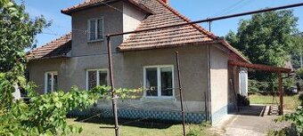ZĽAVAZachovalý rodinný dom v Hronskom Beňadiku