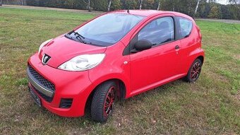 Peugeot 107 1.0i manuál 06/2011 po STK 111.600km