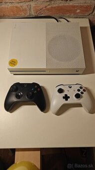Xbox One S + hry