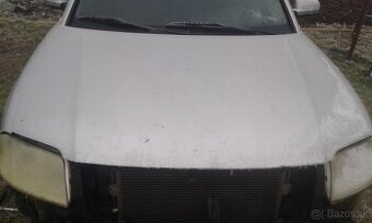 VW Passat b5.5-Predna Kapota