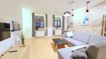 JEDINEČNÝ 2i byt, REKONŠTRUKCIA, Hviezdoslavovo námestie, St