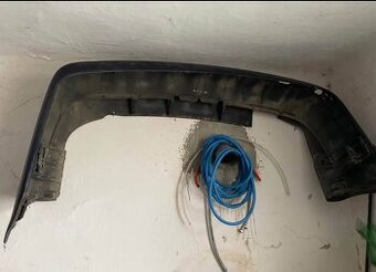 Zadny narazniky BMW e39