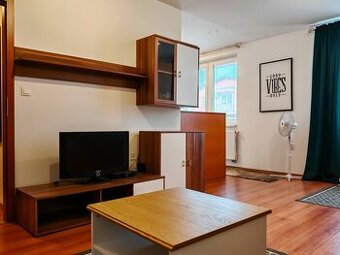 I Veľký 2i byt s balkónom 60 m2, Muškát, Pezinok