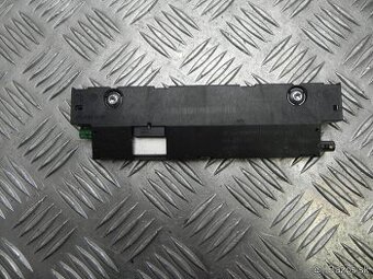 BMW F11 Anténny zosilňovač Diversity 9276036