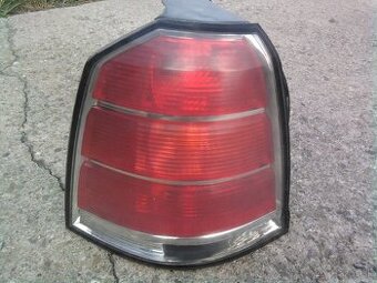 Opel zafira zrkadla a zadne svetla