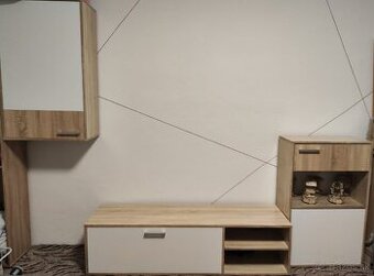 🗄️ Obývacia stena – zachovalá, bez poškodenia (3 diely)