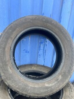 Predám 205/60R16