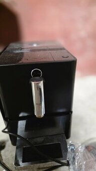 Predam kávovary su funkčné len treba odvapnit