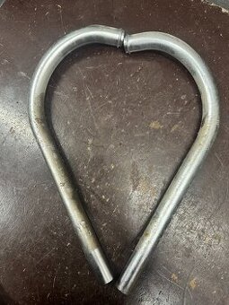 Predám  kolená výfukov  ČZ  125/355 175/356 malá kývačka