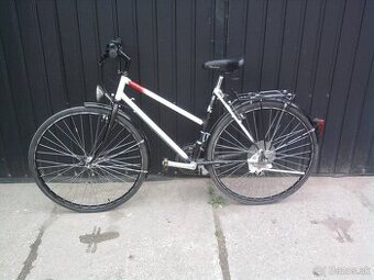 Predam damsky cestny bicykel