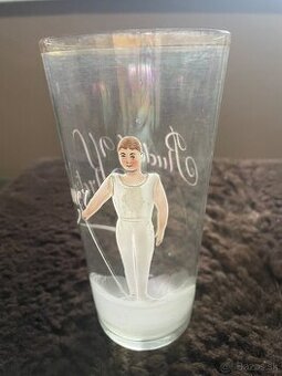 Starožitný maľovaný pohár