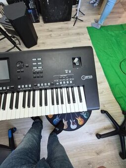Yamaha genos 1