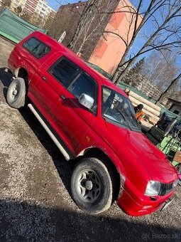 Mitsubishi L200 2,5 Td UŽ NEREZERVUJEM 