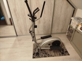 Stepper s displejom, par krat pouzity