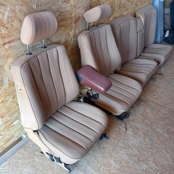 Mercedes w124 Coupe sedenie